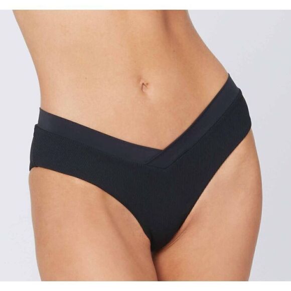 New. L*SPACE ribbed bikini set. S-top/M-bottom. Retails $187 - Picture 4 of 16